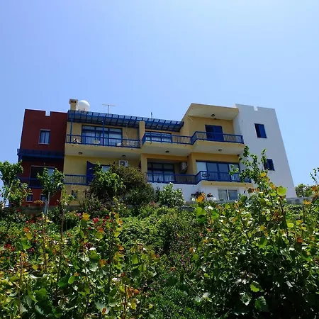 Mourayio Apartment *