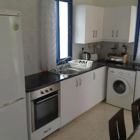 Mourayio Apartamento Pomos