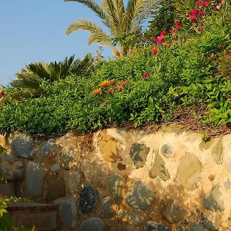 Mourayio Apartamento Pomos