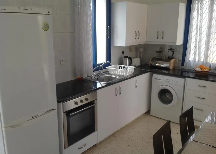 Mourayio Апартаменты Помос