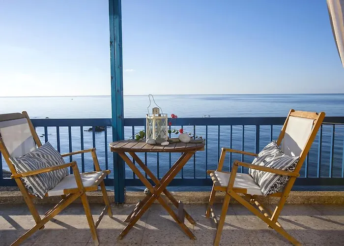 Апартаменты Mourayio Помос