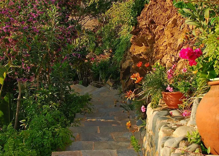 Апартаменты Mourayio Помос